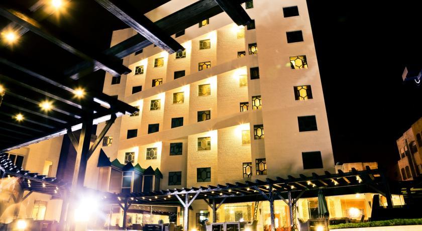 Отель Bristol Hotel