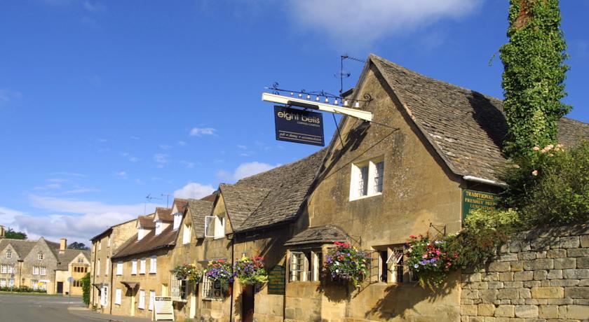 Отель Eight Bells Inn