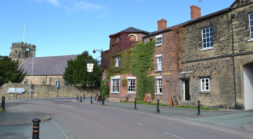Отель Wynnstay Arms Hotel