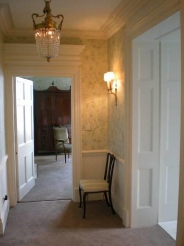 Отель Warleigh House