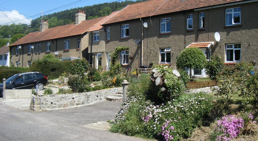 Мини-отель Coombe Cottage Bed and Breakfast