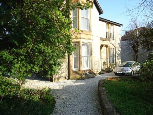 Апартаменты Bishopton Apartment