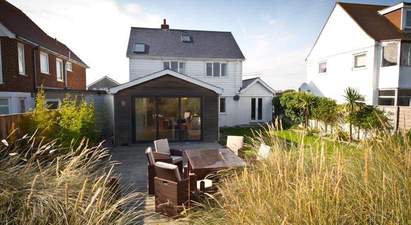 Апартаменты The Parade Beach House
