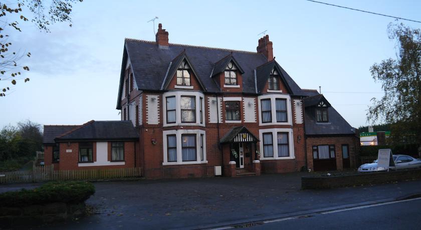 Отель Rowton Court Hotel