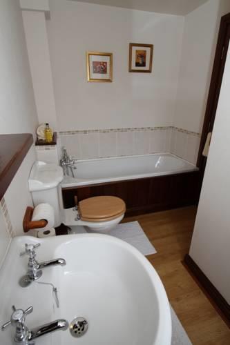 Отель Ystumgwern Luxury Barn Conversions