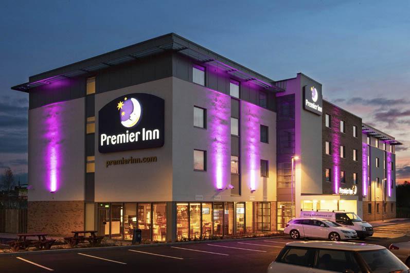 Отель Premier Inn Wrexham Town Centre