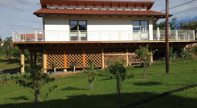 Апартаменты Chalet Royal
