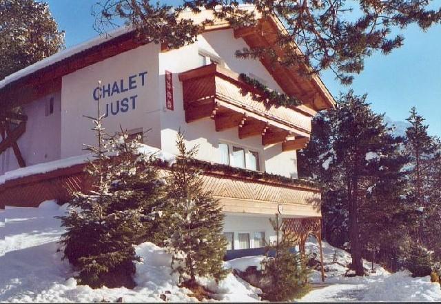 Апартаменты Chalet Just