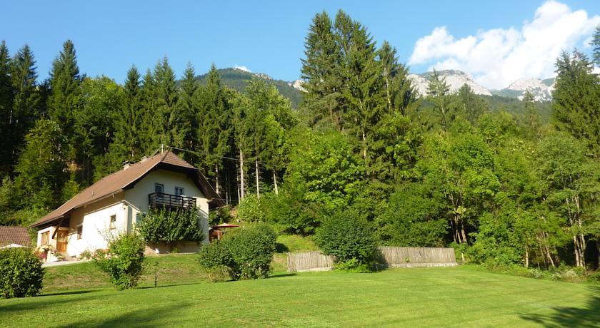 Апартаменты Ferienhaus Oitzl