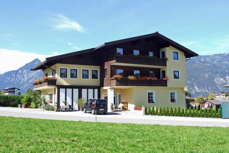 Апартаменты Aparthouse Tirol Reith Im Alpbachtal I
