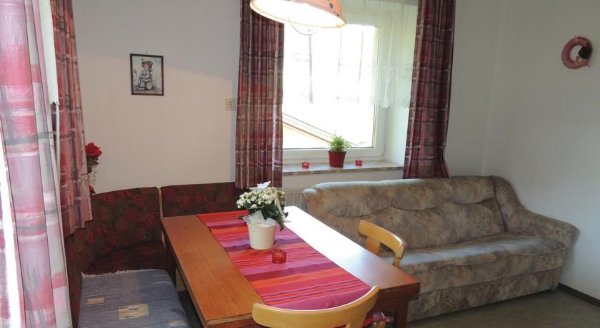 Апартаменты Apartment Arzlried