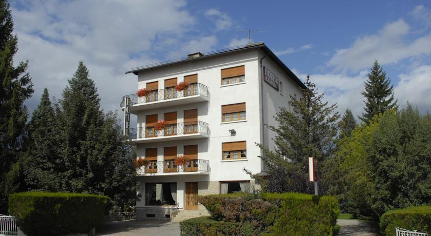 Отель Hotel Celisol Cerdagne