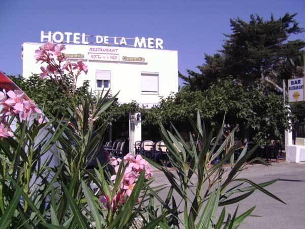 Отель Hotel De La Mer
