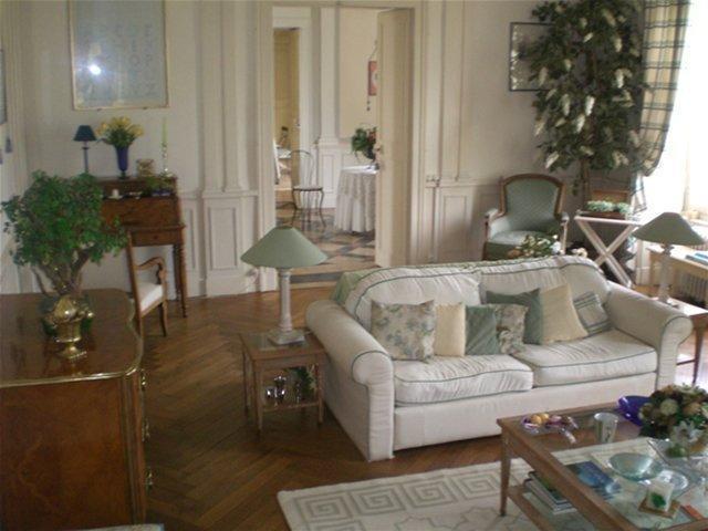 Мини-отель Demeure les Montys