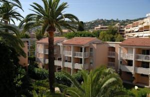 Апартаменты Apartment Open Golfe Juan II