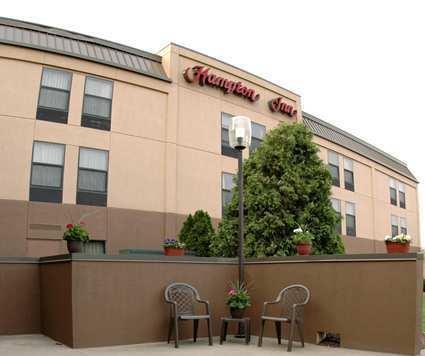 Отель Hampton Inn Saint Joseph Interstate 94
