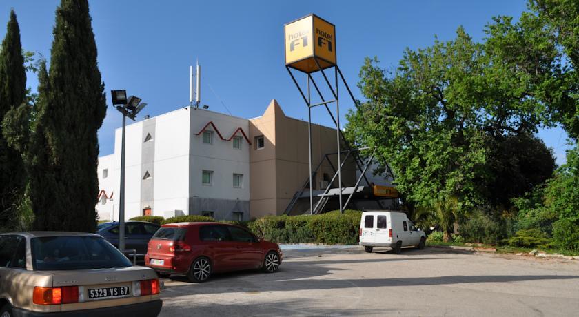 Отель Hôtel F1 Le Luc le Cannet des Maures