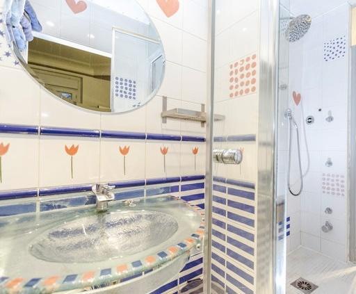 Апартаменты Two-bedroom Apartment Neuilly-sur-Seine
