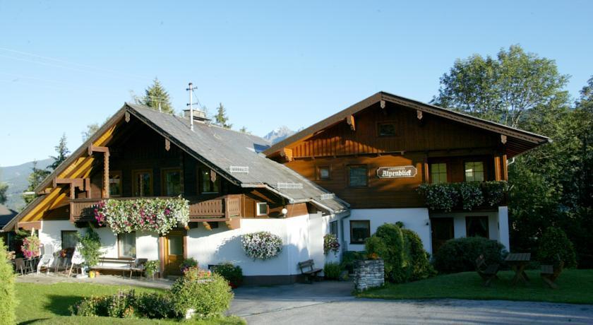 Alpenblick Apartments