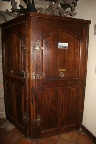 Отель Hôtel L'Ouvrée