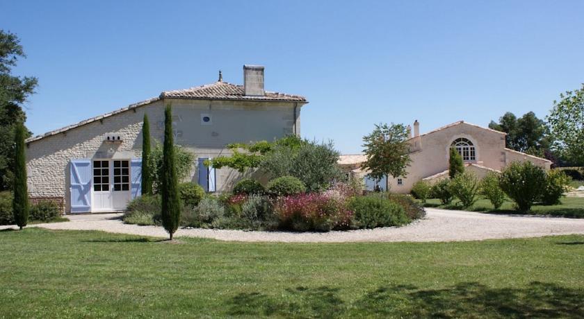 Гостевой дом Domaine des Doucins & Spa
