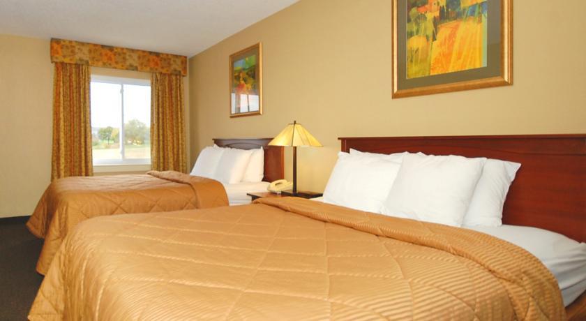 Отель Comfort Inn Amish Country