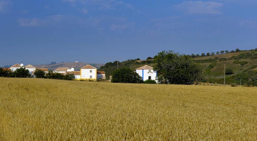 Отель Aldeia da Mata Pequena