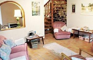 Апартаменты Holiday Home La Courtoiserie
