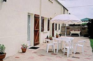 Апартаменты Holiday Home La Mayais