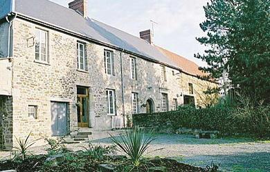 Апартаменты Holiday Home La Petellerie