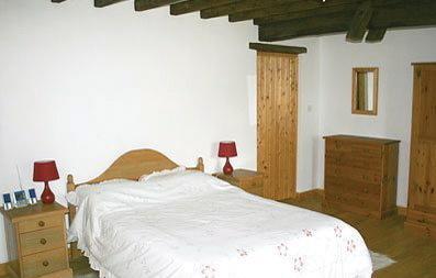 Апартаменты Holiday Home La Roue De Chatelard