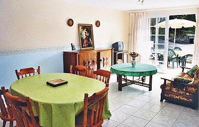 Апартаменты Holiday Home La Sauvageonne