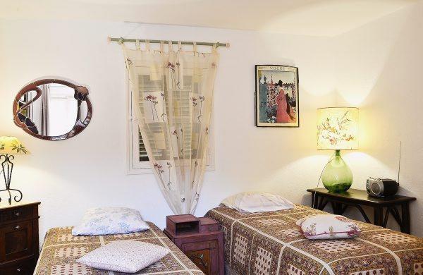 Апартаменты Holiday Home La Serre