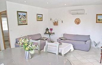 Апартаменты Holiday Home Le Clos De Rosa