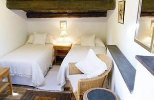 Апартаменты Holiday Home Les Deux Cypres