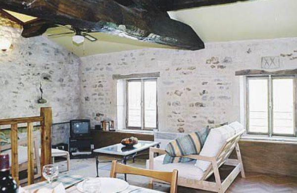 Апартаменты Holiday Home Les Portiers