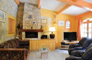 Апартаменты Holiday Home Les Salles Orientales