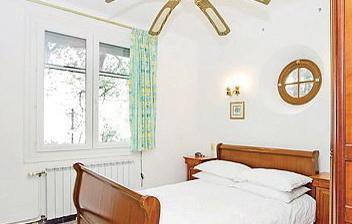 Апартаменты Holiday Home The Pink House