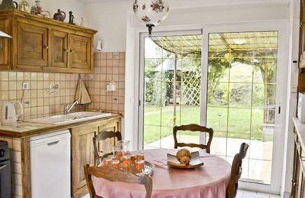 Апартаменты Holiday Home Rue Des Ecoles
