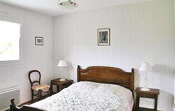 Апартаменты Holiday Home Guehenno Route De Chateauneuf