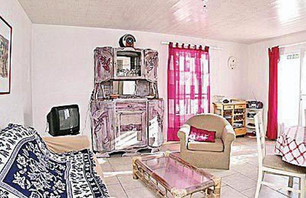 Апартаменты Holiday Home Ste Marie De Re Route Du Bois
