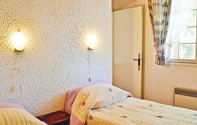 Апартаменты Holiday Home Roquebrune Sur Argens Allee Des Bruyers