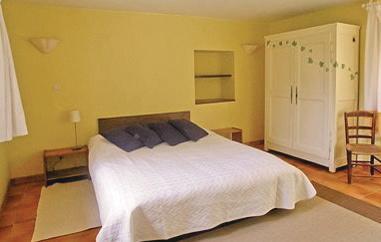 Апартаменты Holiday Home St Jean Aux Amognes
