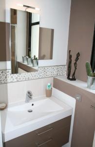 Апартаменты Holiday Home Marsillargues Rue Voltaire