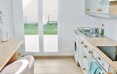 Апартаменты Holiday Home Allée Jules Dumont D'Urville