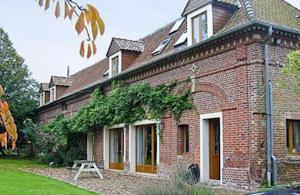 Апартаменты Holiday Home Place De L'Eglise
