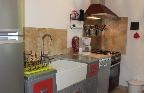 Апартаменты Holiday Home Mazan Chemin Des Teyssiéres