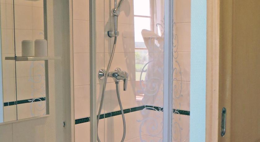 Апартаменты Holiday Home Domfront En Champagne