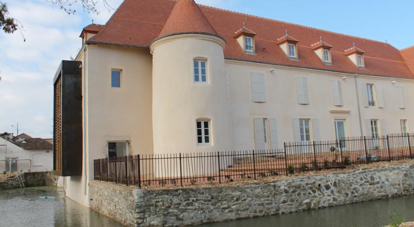 Отель Chateau du Bost