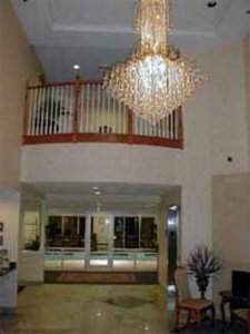 Отель Comfort Suites West Warwick